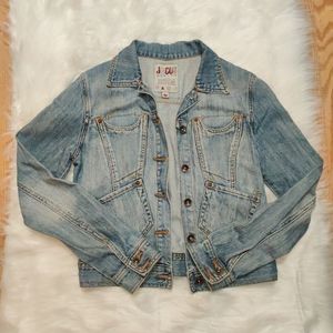 J&Co Women's Light Wash Jean Jacket, size small